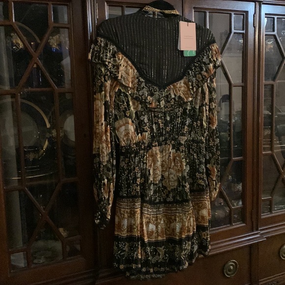 Aussie Short Frilly - Picture 2 of 4